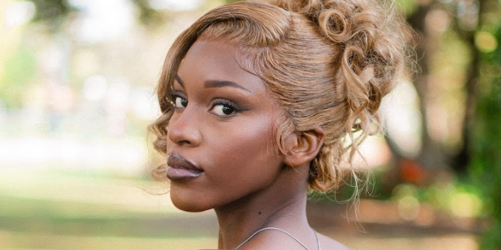 How to Style Your Hair and Makeup to Complement Your Prom Dress for School Formal