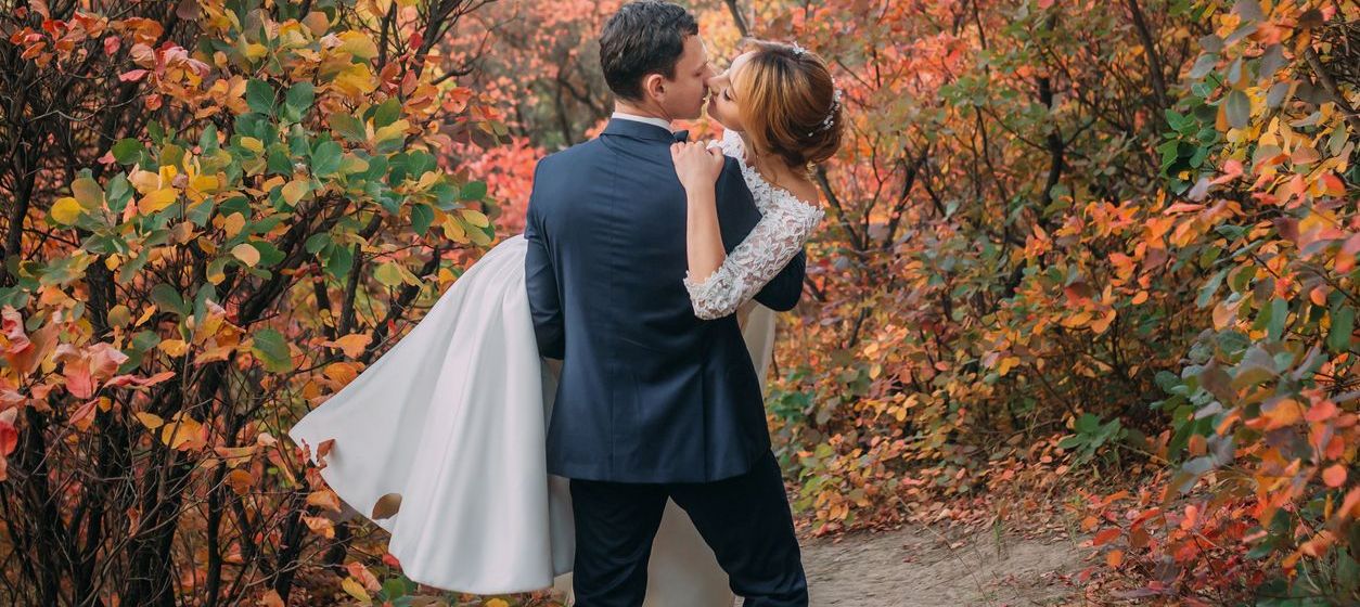 Seasonal Wedding Attire Selection: Picking & Accessorising for the Perfect Day