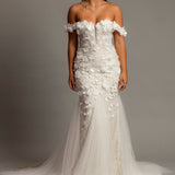 Off the shoulder 3D flowers lace mermaids dress in nude colour