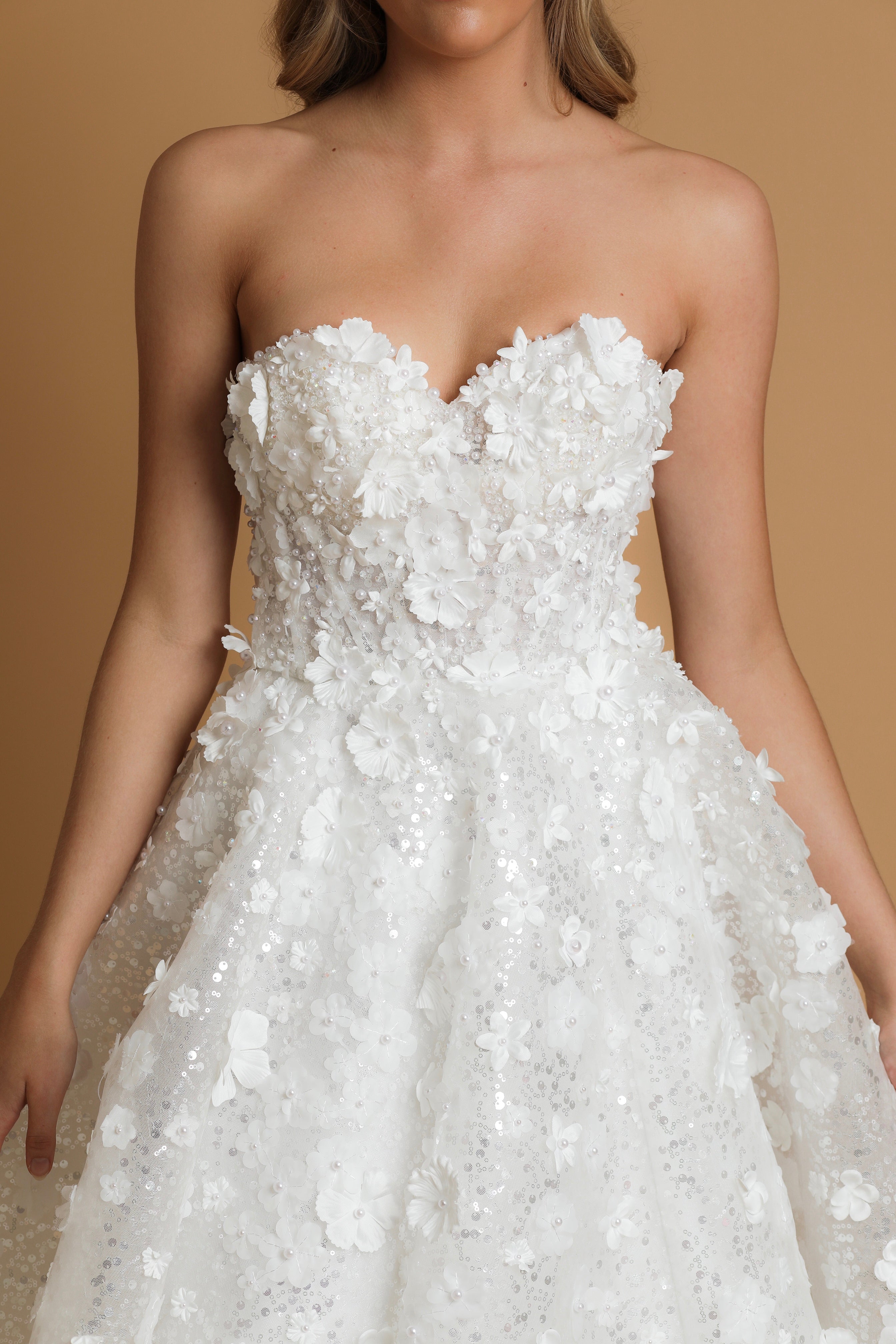Strapless sparkling 3D flower wedding dress – Destiny Chic Strapless sparkling 3D flower wedding dress – Destiny Chic
