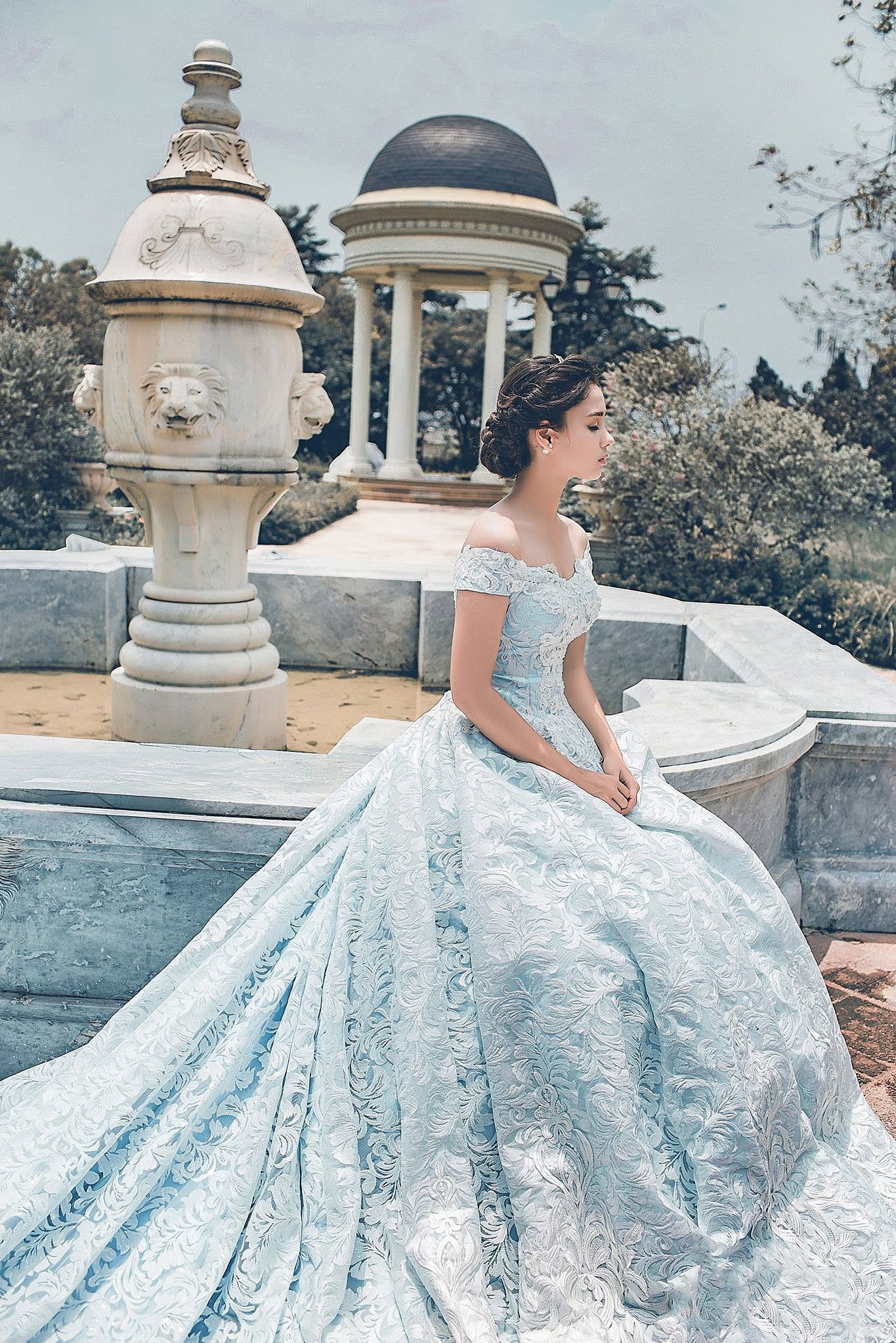 Royal ice Queen blue wedding 28 / blue Royal ice Queen blue wedding 28 / blue