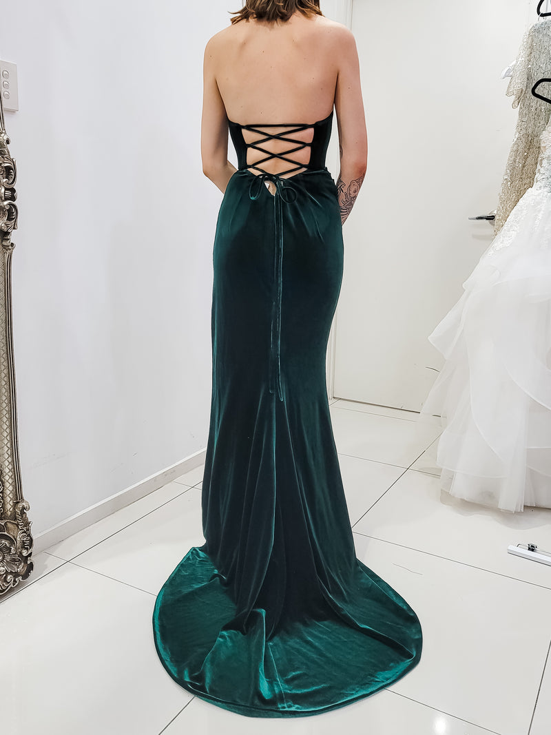 Green velvet sales formal gown
