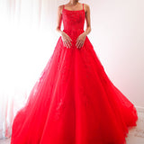 Red tulle princess dress